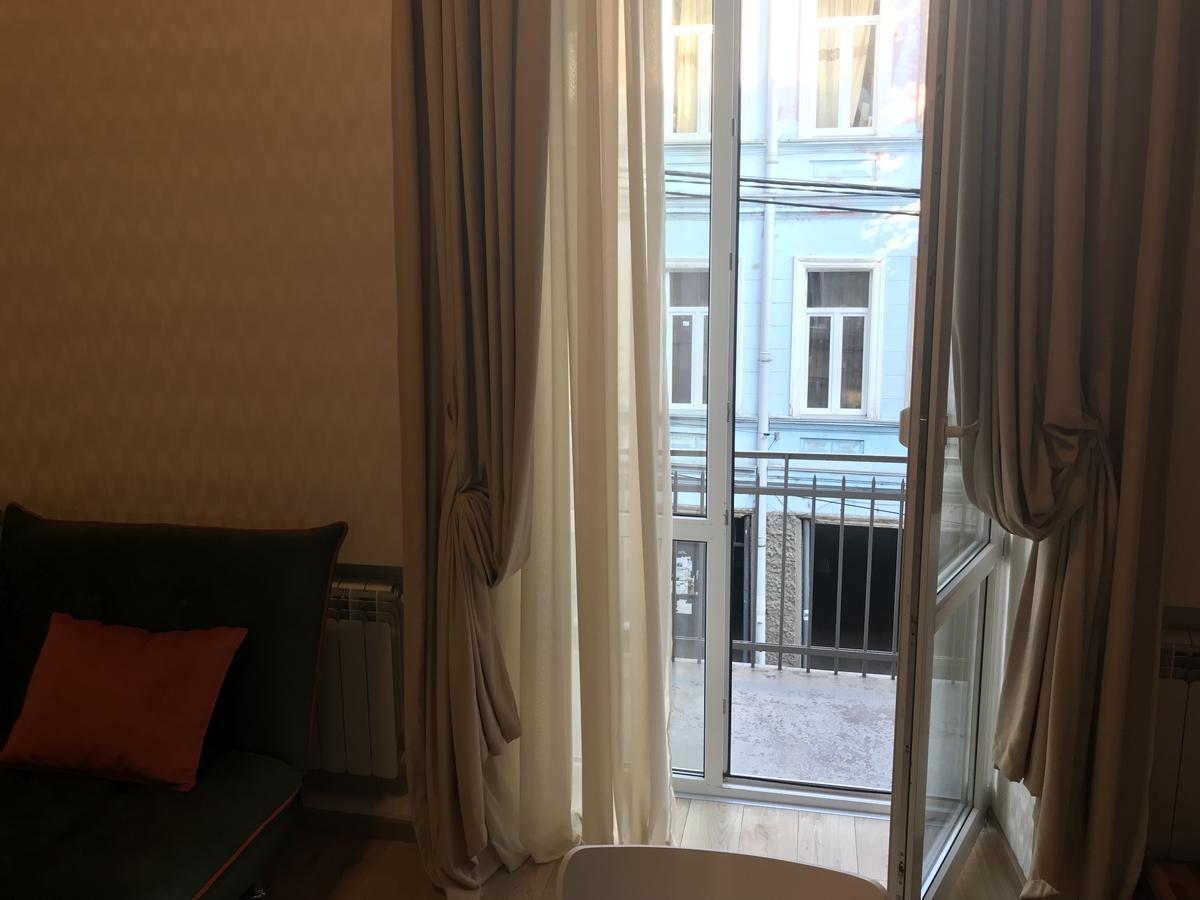 Full Comfort Apartment On Aghmashenebeli 第比利斯 外观 照片
