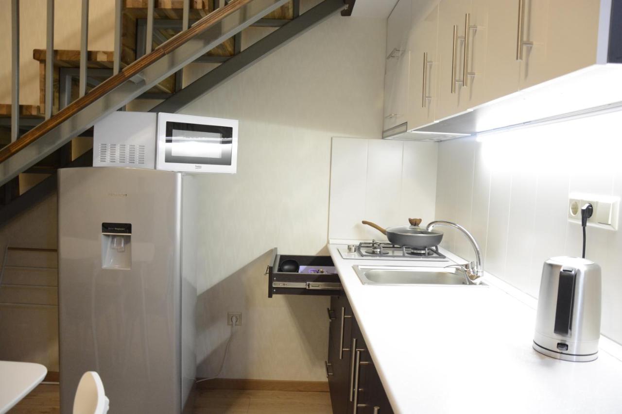 Full Comfort Apartment On Aghmashenebeli 第比利斯 外观 照片