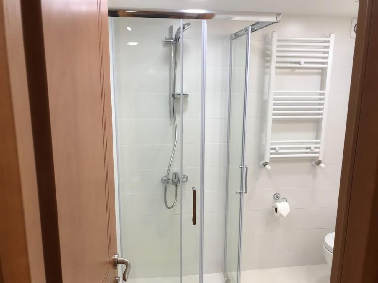Full Comfort Apartment On Aghmashenebeli 第比利斯 外观 照片